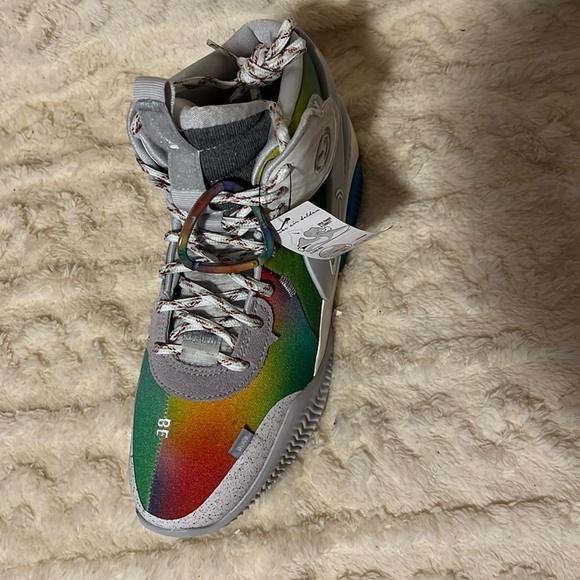 AUTHENTIC Nike Air Deldon Multicolor Basketball Shoes Size 9.5 BE TRUE - Picture 17 of 17